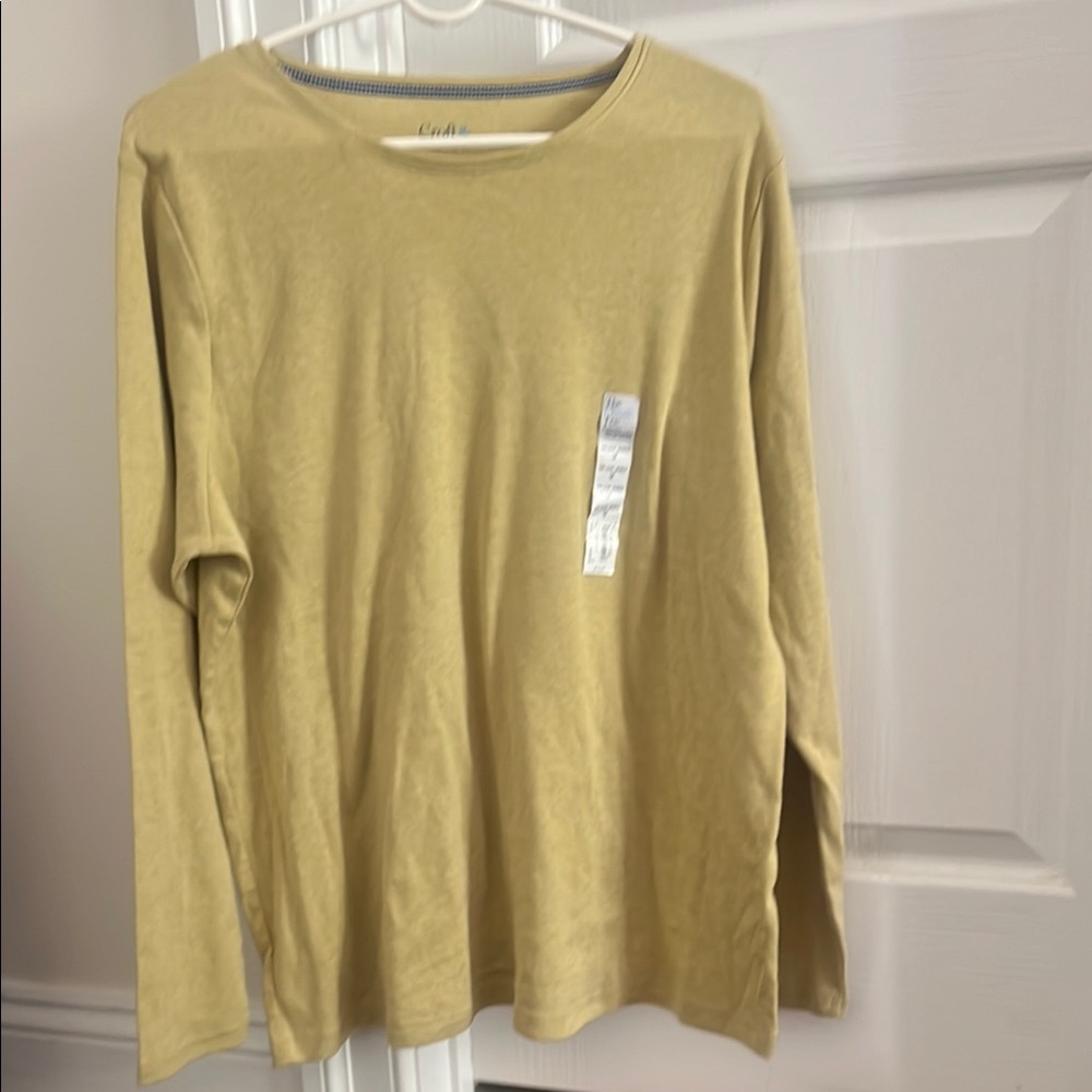 NWT Womens Long Sleeve Crewneck in Golden Olive: Size 1X 🫒